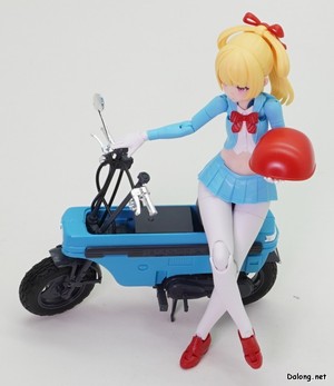 Megami Device Knight Alice Motocompo - 헬멧을 손에 든 포즈 (2/2)