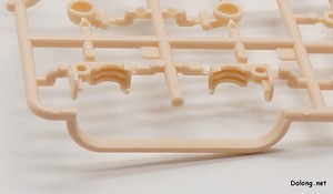 Megami Device B1R-M Chasis Kit Skin color A - 슬라이드 금형이 적용된 신규 파츠들 (2/7)