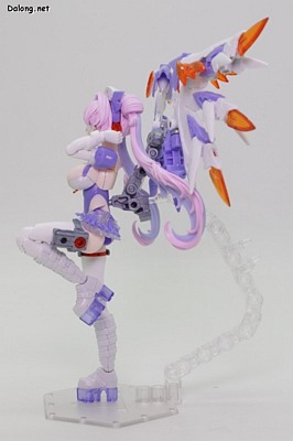 Kotobukiya Desire Maiden Medic - 팔다리 가동성은 전작과 동일합니다.