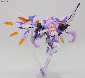 Kotobukiya Desire Maiden Medic - 무장 모드의 라이플 포즈 (1/3)