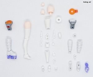 Kotobukiya Desire Maiden Medic - Parts (4/6)