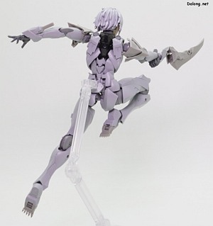 Megalomaria Zirconia - 공중 포즈들 (5/5)