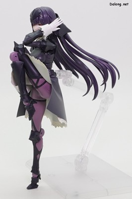 Megalomaria Maria Kagaribi [Dress Code] - Excellent limb articulation. The fabric skirt folds up nicely, so it barely gets in the way of leg m