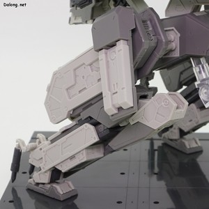 Metal Gear Rex [Metal Gear Solid 4 Ver.] - 부분 상세샷. 전체적으로 데미지를 입어서 다수의 장갑이 떨어져 나간 형상입니다. (5/10)