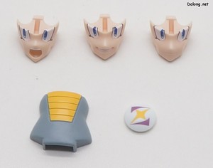 1/12 Zero 1st Ver. - 분리된 채 포장된 얼굴과 도색 파츠들