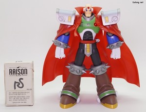 Rock Man Sigma Mega Man X Ver. - Size comparison with a cigarette pack