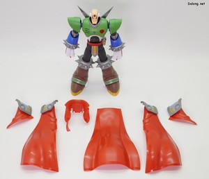 Rock Man Sigma Mega Man X Ver. - The cape is removable. The molded color of the cape has that dull, food-toy kind of feel to it, so the col