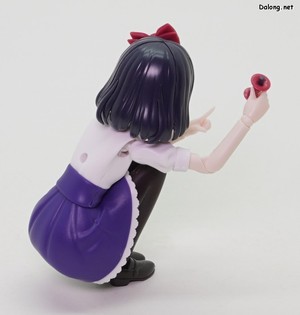 白雪ちゃん - "このリンゴ、誰が食べたの!?" ポーズ (2/2)