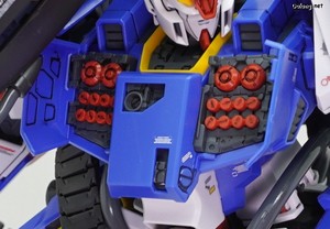 MG Full Armor ZZ Gundam - 미사일 런처 해치 오픈 (1/3)