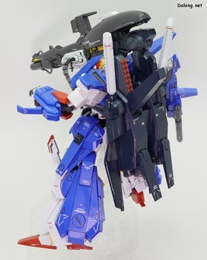 MG Full Armor ZZ Gundam - 스탠드에 올려본 미사일 해치 풀 오픈 포즈. 워낙 무겁고 크다보니 스탠드에 올리기엔 불안합니다. (3/4)