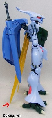 MG Dunbine - 등짝이 무거워서 기울기 마련인데.. 교모하게 저 노란색 파리날개가 길어서 바닥에 지지대 역할을 합니다 ^^;