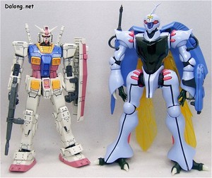 MG Dunbine - 표준싸이즈 MG라 할 수 있는 페담과 함께. 단바인 덩치가 쫌 되죠.