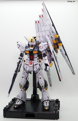 PG Unleashed Nu Gundam - 다양한 각도에서 본 모습 (1/7)