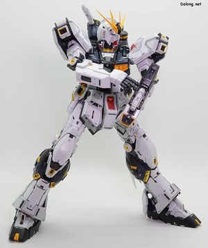 PG Unleashed Nu Gundam - 팔뚝 빔사벨 발도자세 (2/3)