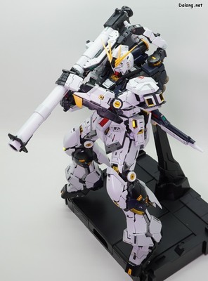 PG Unleashed Nu Gundam - 바주카 포즈 (1/4)