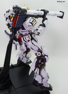 PG Unleashed Nu Gundam - 바주카 포즈 (4/4)
