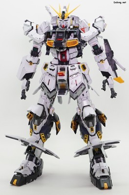 PG Unleashed Nu Gundam - 풀 해치 오픈샷. (1/7)