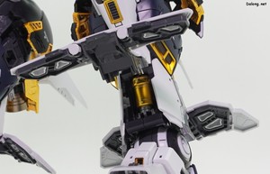 PG Unleashed Nu Gundam - 각 부위별 해치 오픈 상세샷 (14/16)