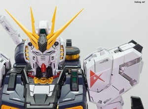 PG Unleashed Nu Gundam - 먹선+데칼 작업 후의 각 부위 상세 디테일 (1/14)