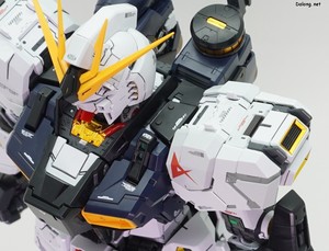 PG Unleashed Nu Gundam - 먹선+데칼 작업 후의 각 부위 상세 디테일 (2/14)