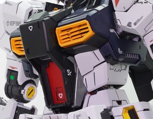 PG Unleashed Nu Gundam - 먹선+데칼 작업 후의 각 부위 상세 디테일 (3/14)