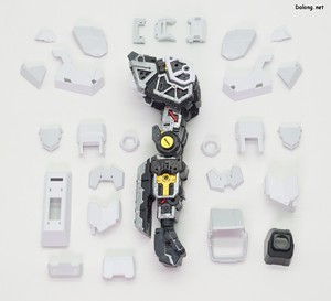 PG Unleashed Nu Gundam - 팔 장갑 탈거