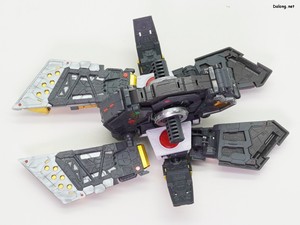 PG Unleashed Nu Gundam - 스커트 내부 및 하체 프레임 디테일 (1/2)