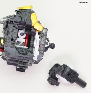 PG Unleashed Nu Gundam - 조립 후에는 보이지 않는 부분까지 미친듯이 디테일을 심어놨습니다. (12/13)