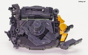 PG Unleashed Nu Gundam - 하체를 비트는 기믹의 내부 가동모습 (1/2)