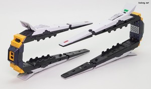 PG Unleashed Nu Gundam - 확장 기믹을 오픈한 공격 상태