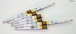 PG Unleashed Nu Gundam - 백팩에 장착하기 위한 배열로 연결한 상태. (2/2)