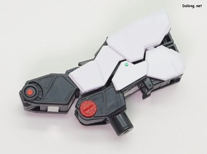 PG Unleashed Nu Gundam - PG 오리지널 기믹으로, 바주카용 다관절 서브암이 추가되었습니다. (1/2)