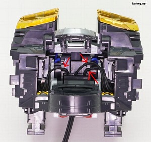 PG LED Unit for PG Unleashed Nu Gundam - 가슴을 모두 결합하고, 내부의 선을 잘 정리하여 가동에 방해되지 않도록 합니다. 이런 식으로 상체 프레임 블럭 내부에만 LED가 배치됩니다.