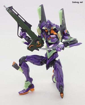 RG Evangelion Unit-01 [Night Combat Color] - Pose 5 - Front (1/2)