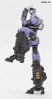 RG Ingram Plus - 프레임상의 가동성. 장갑을 입혀도 거의 비슷합니다.