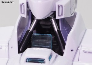 RG Ingram Plus - 목 부분의 실린더는 은멕기 + 고무튜브로 사실감있게 표현되어 있습니다.