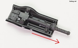 RG Ingram Plus - 전자기봉은 슬라이드식으로 돌출시킬 수 있으며, 실제로 적용할 때는 길이가 연장된 별도 파츠를 사용합니다. (1/2)