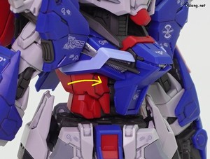 MGSD Destiny Gundam - 허리 중간 마디도 회전되는데, 은근히 포징에 도움됩니다.