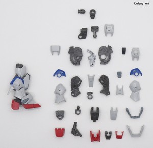 MGSD Destiny Gundam - Parts (4/7)