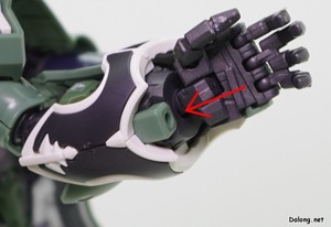 MGSD Kshatriya - The beam sabers are stored inside the wrists and sub-arms — and the storage gimmick for the ReZEL beam sabers is