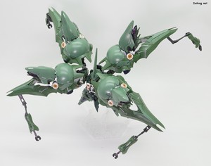MGSD Kshatriya - Pose with all binders and sub-arms deployed. Looks incredibly imposing, but balancing it on a stand is extremely