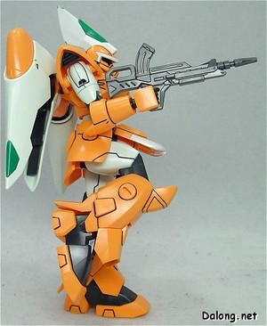 HG Mobile Ginn (미겔 전용기) - 가동성은 기존의 모빌 진과 당연히 동일. 우수한 다리 가동성.