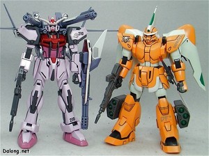 HG Mobile Ginn (미겔 전용기) - MSV 1탄인 스트라이크 루즈 + I.W.S.P. 와 함께.
