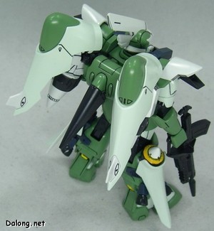 HG Ginn Type High-Maneuver (고기동형) - 백팩의 스타일이 모빌진과 바뀌었습니다. 옆으로 퍼진형태에서 뒤로 세워진 형태가 되었지요.