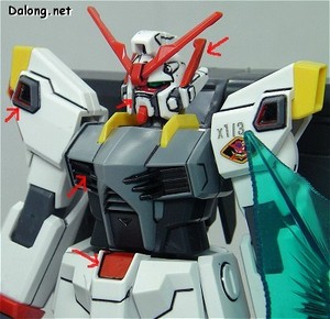 HG Hyperion Gundam - 역시 자잘하게 부분도색해줄 포인트가 많습니다. 머리 일부, 어깨 버니어, 가슴덕트 등등..