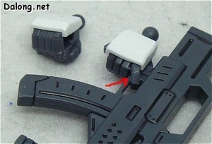 HG Hyperion Gundam - 라이플 방아쇠 고정형 손이 따로 들어있습니다.