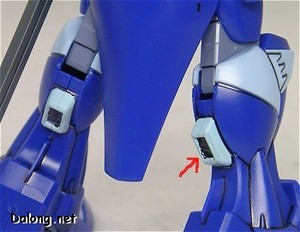 HG Cgue D.E.E.P. Arms - 다리 뒤쪽 버니어도 설정에 맞게 하늘색으로 부분도색