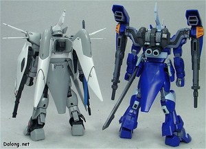 HG Cgue D.E.E.P. Arms - 뒤쪽에서 본 백팩과 무장스타일은 전혀 다르지요. 딮 암즈쪽의 박력이 훨씬 돋보입니다.