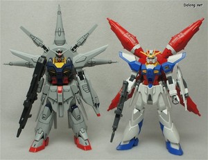 HG Dreadnought Gundam - HG 프로비던스 건담과 함께.