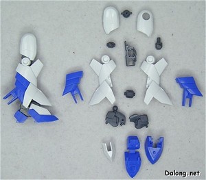 HG Dreadnought Gundam - Parts (2/2)